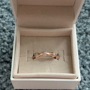 Pandora Rose modern love pods ring